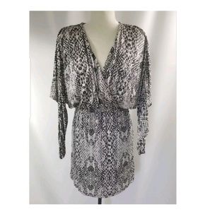 Parker Black White Bat Wing Sleeve Dress X-Small